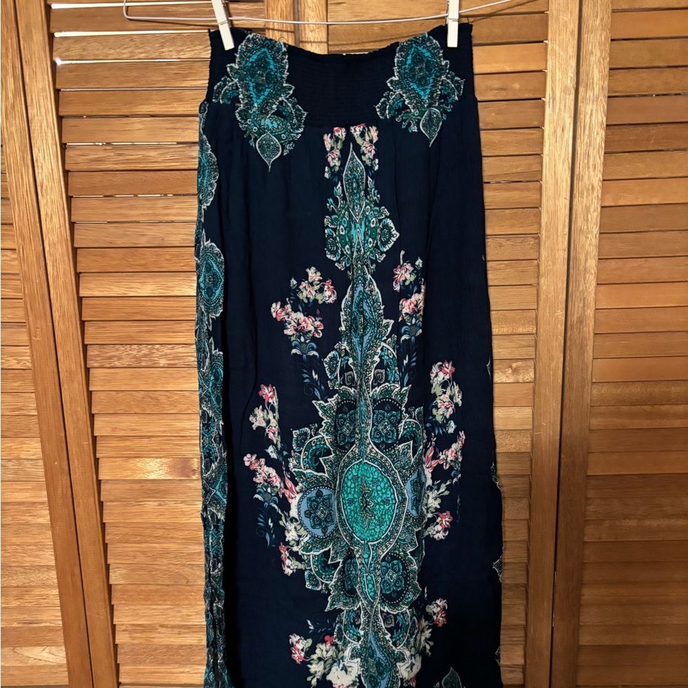 Charlotte Russe Navy and Teal Maxi Skirt